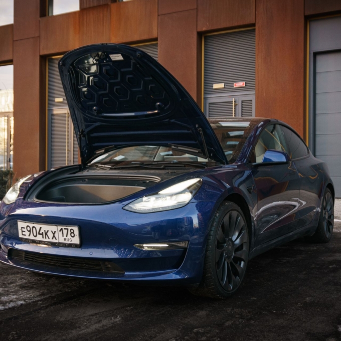 Tesla Model 3 AT, 2023 — изображение 17