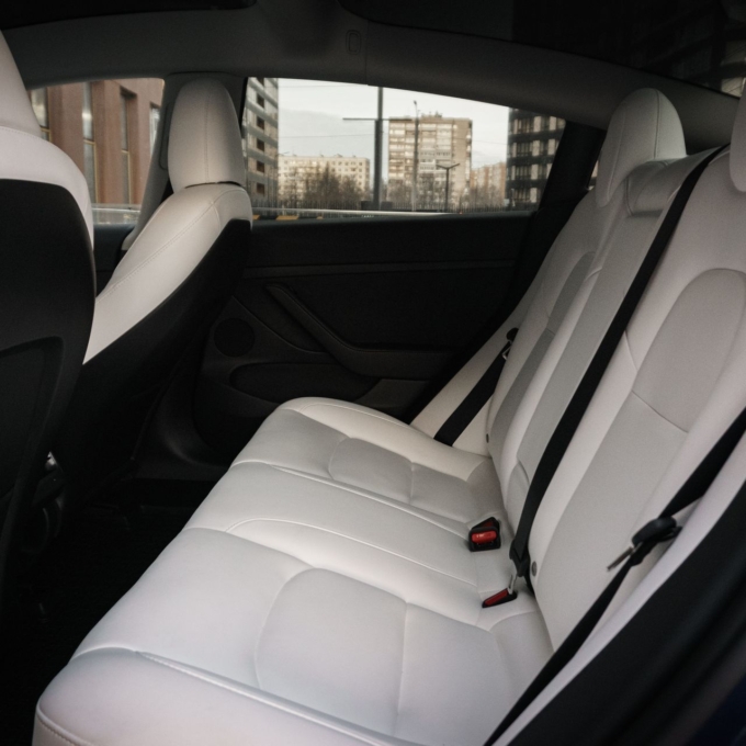 Tesla Model 3 AT, 2023 — изображение 13