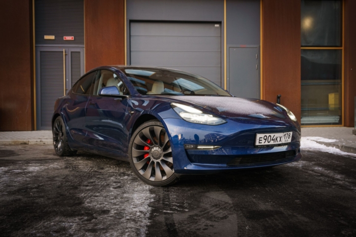 Tesla Model 3 AT, 2023