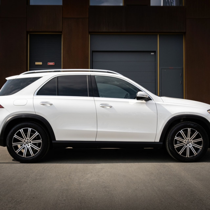 Mercedes-Benz GLE-класс 2.0 AT, 2023 — изображение 4