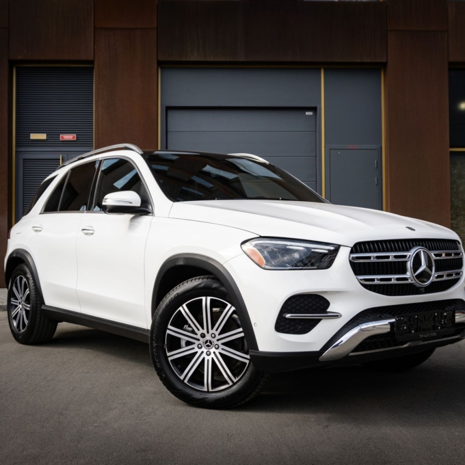 Mercedes-Benz GLE-класс 2.0 AT, 2023