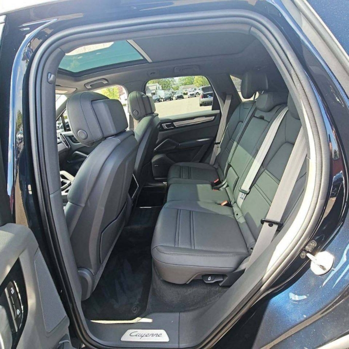 Porsche Cayenne 3.0 AT Platinum Edition, 2022 — изображение 8