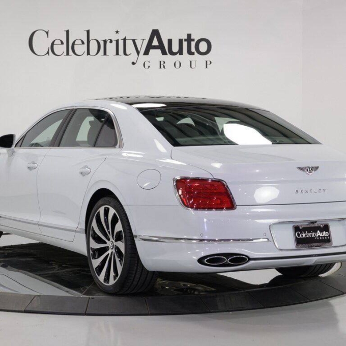 BENTLEY FLYING SPUR HYBRID, 2022 — изображение 4