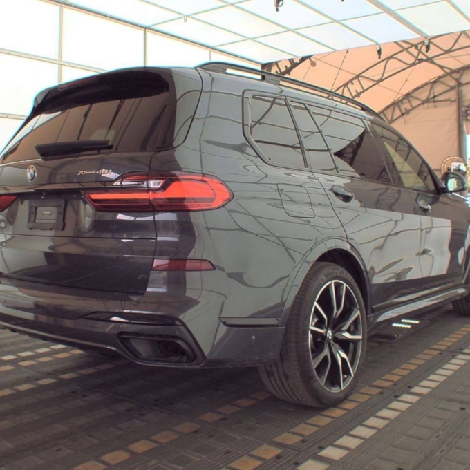 BMW X7 XDRIVE40I, 2022 — изображение 2