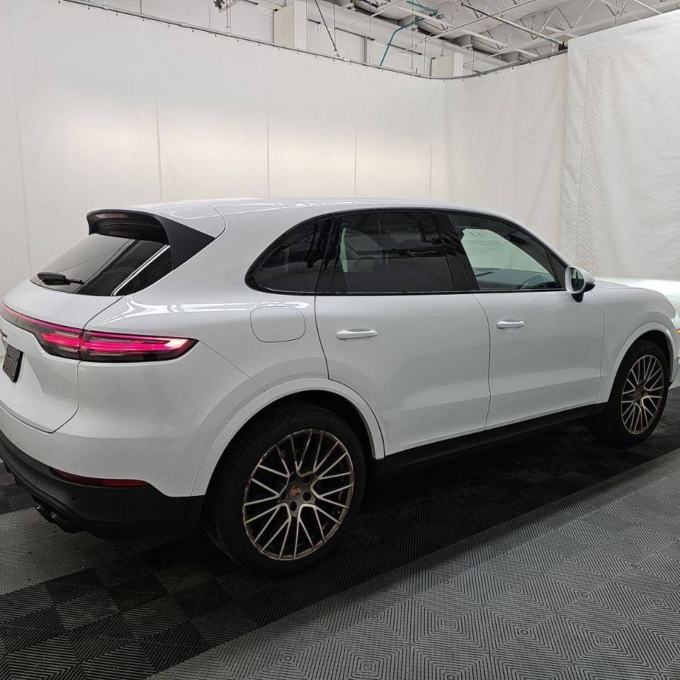 Porsche Cayenne 3.0 AT Platinum Edition, 2022 — изображение 7