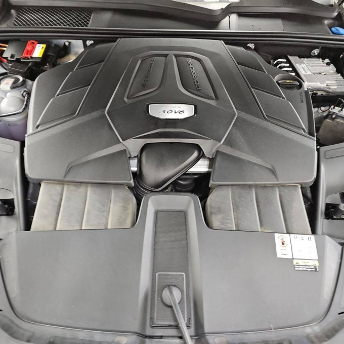 Porsche Cayenne 3.0 AT Platinum Edition, 2022 — изображение 8
