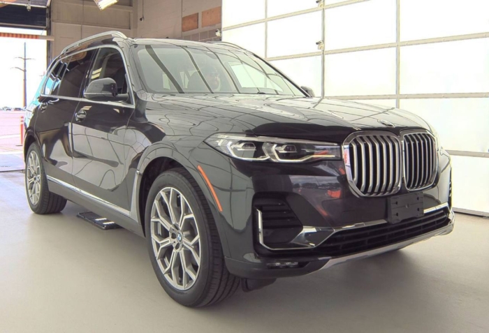 BMW X7 3.0 AT, 2021