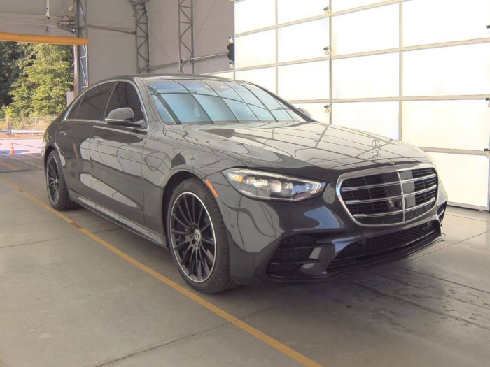 MERCEDES-BENZ S 500, 2022
