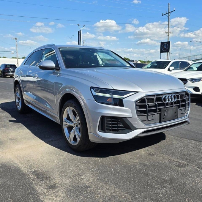Audi Q8 Premium Plus 3.0 AT, 2022