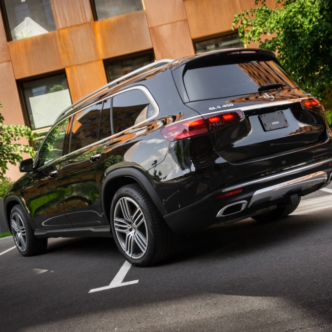 Mercedes-Benz GLS 450, 2023 — изображение 10