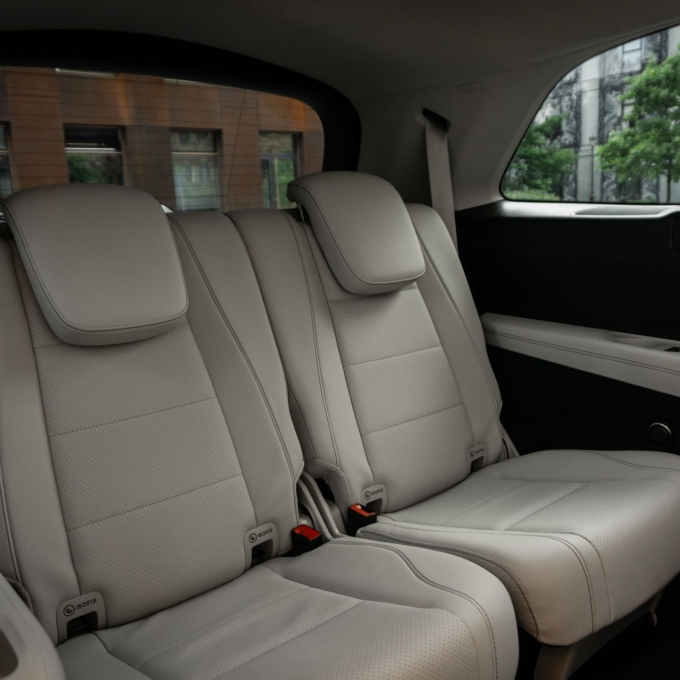 Mercedes-Benz GLS 450, 2023 — изображение 35
