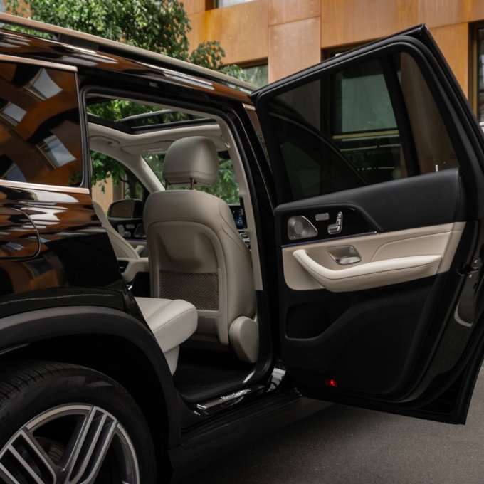 Mercedes-Benz GLS 450, 2023 — изображение 23