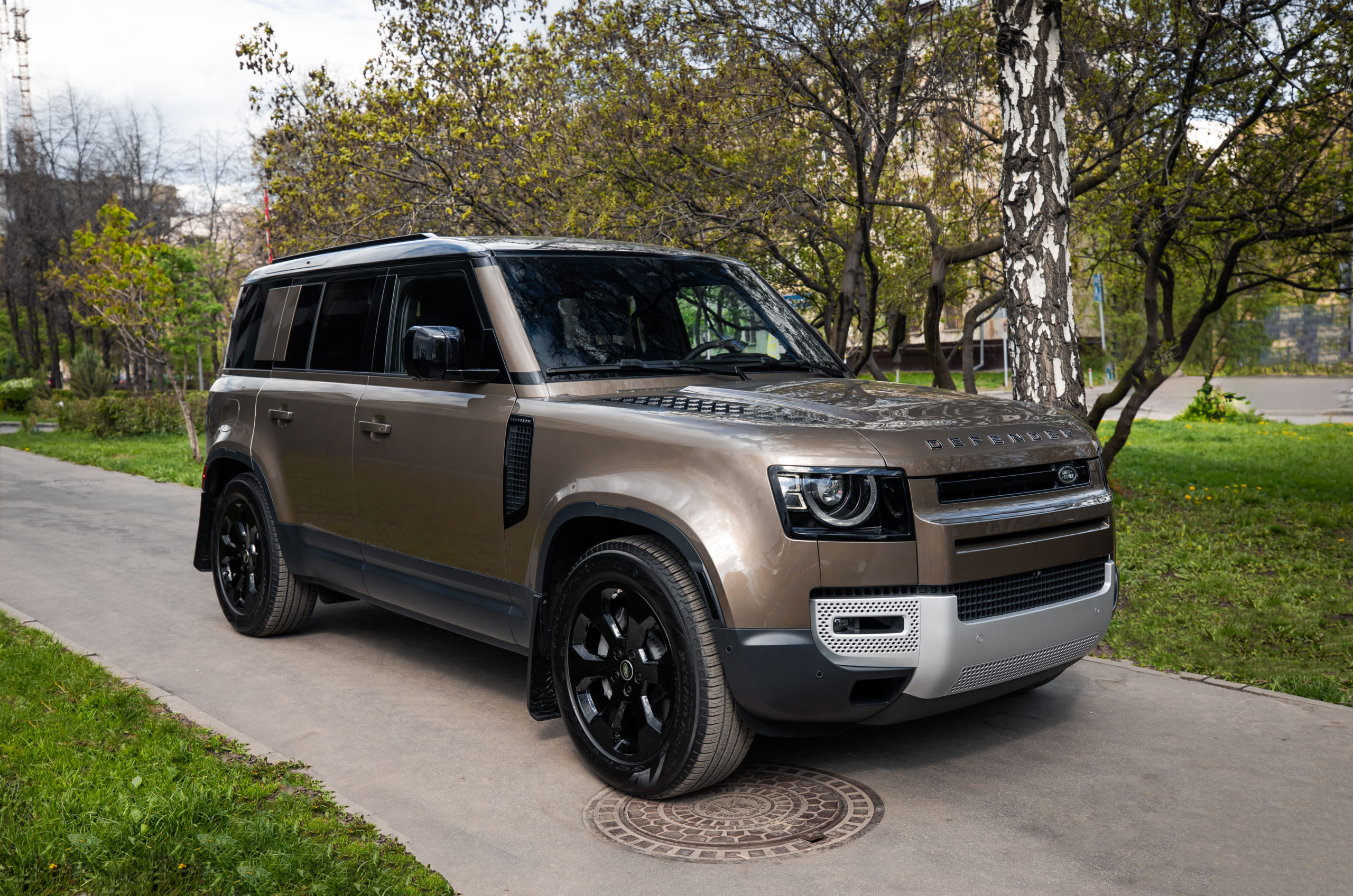 Land Rover Defender 110, 2024 — изображение 2