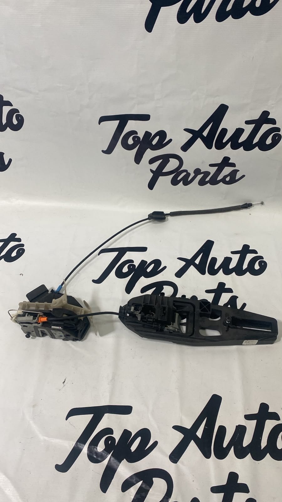Дверной замок Ford Mustang VI (S550) JR3B63219A65AD