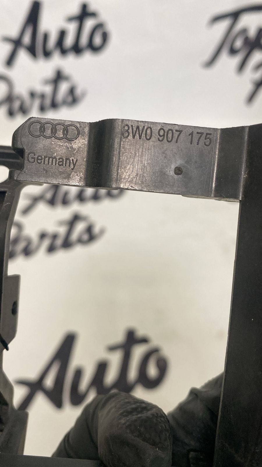 Кронштейн радара Audi A4 / A5 (B9) 8W0907175 — фото 3