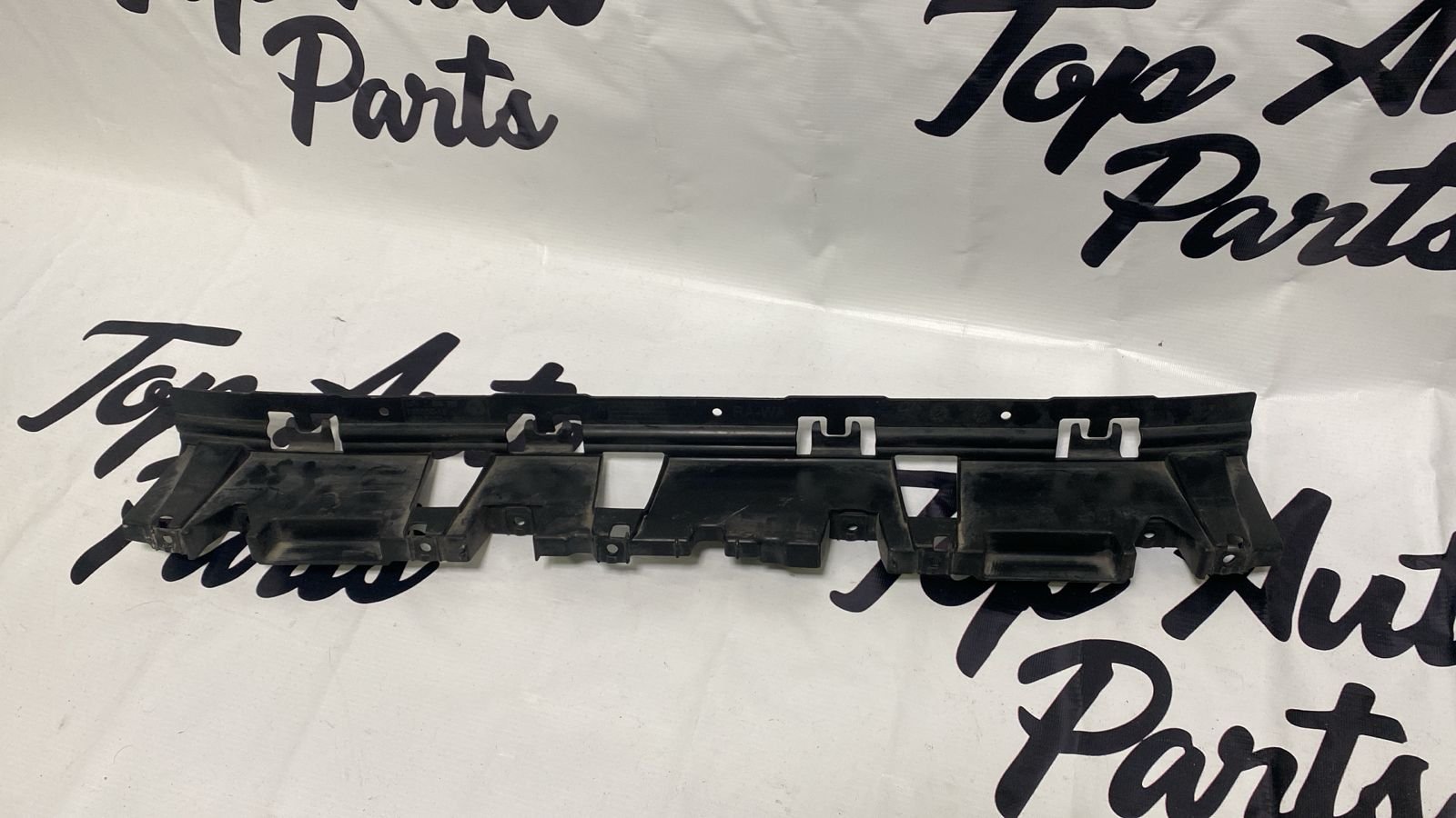 Крышка балки передняя BMW M5 (F90) 51747359795
