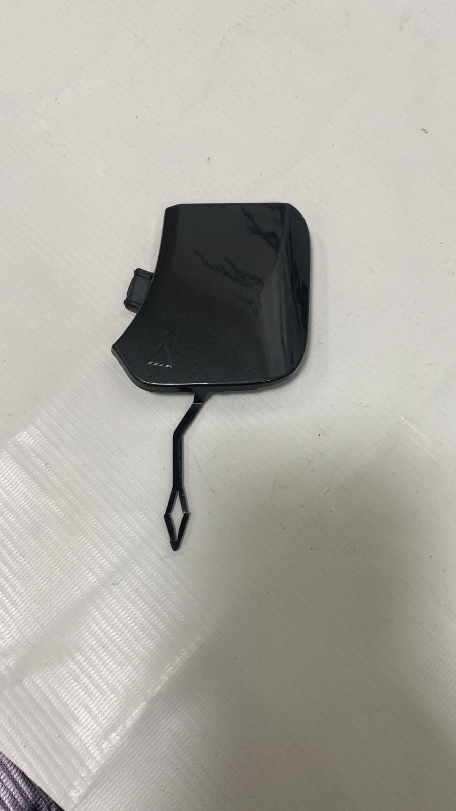 Заглушка буксировочного крюка BMW X6 (G06, F96) 51128069967