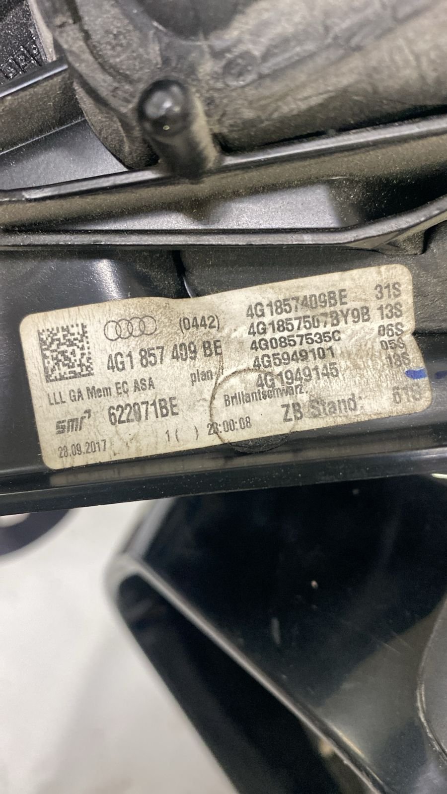 Зеркало сломанное Audi A6 / A7 (C7) 4G1857409BE — фото 4